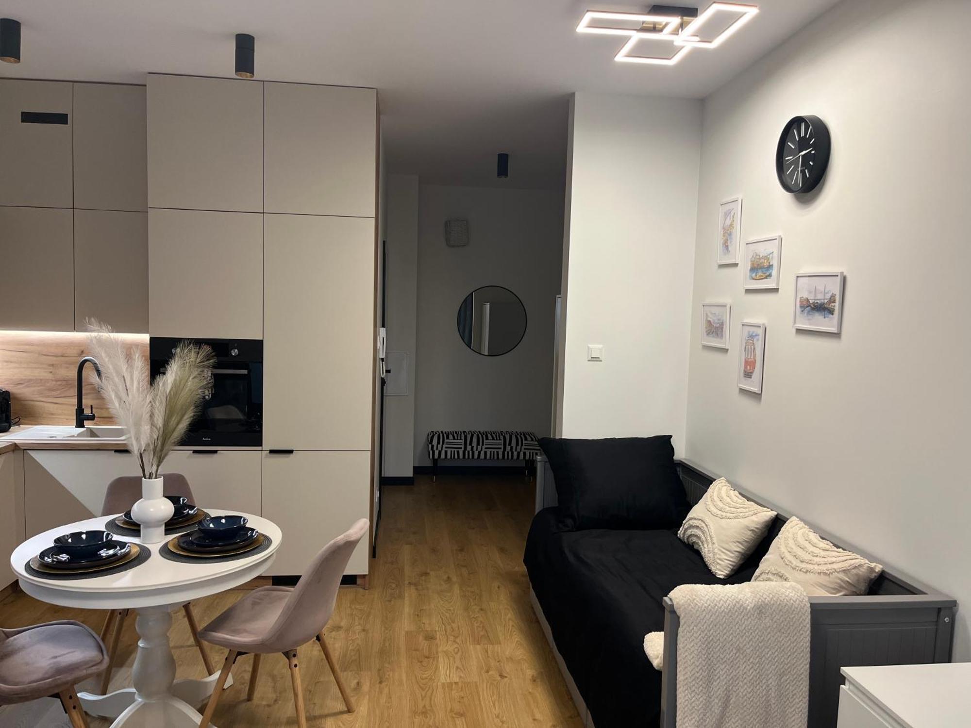 Apartament Nova Klonova Porto Kielce Exterior photo